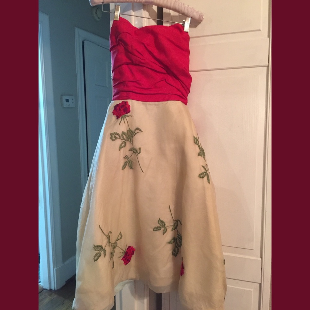 BEAUTIFUL vintage red and yellow dress with roses
